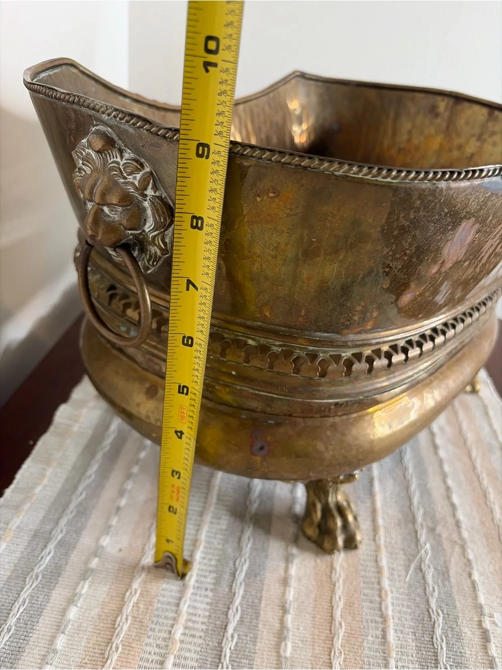 Hammered Embossed Brass Clawfoot Planter Jardinière Ornate Centerpiece 1800s